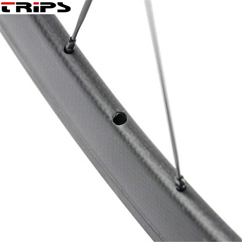 Clearance carbon clincher wheelset 60mm R36 Ceramic straight pull road bike carbon wheels V-brake 23mm wide 700C carbon bicycle road wheel 6 Clearance carbon clincher wheelset 60mm R36 Ceramic straight pull road bike carbon wheels V-brake 23mm wide 700C carbon bicycle road wheel 6