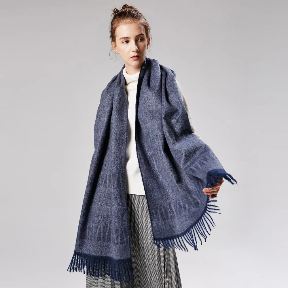 

2019 Brand New Designer Shoes for Women Scarf Season Spring-Summer fashion Silk Scarves for Square Large-sized Shawls and Stoles