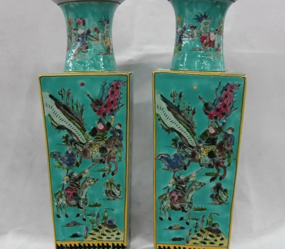 

China polychromes wucai porcelain Three Kingdoms personage design Pot Vase Pair