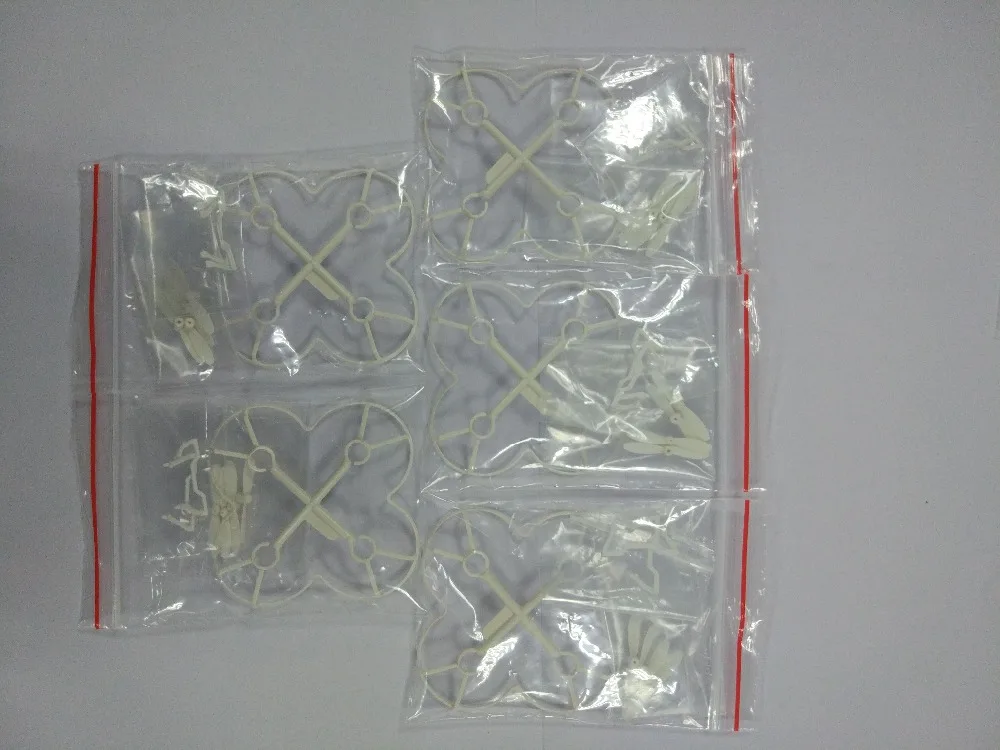 Propeller_protectors+Landing_Gear+ Propeller_Blade_For_FQ777-124_RC_Quadcopter_ Accessory_ Spare_ Parts _ Mini_RC_Drone_007