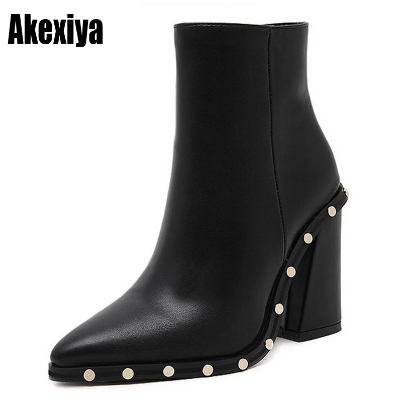 Beste Sexy Klinknagel Hoge Hakken Laarzen Vrouwen Puntschoen Enkellaarsjes PU lederen Zippe Schoenen Vrouw Herfst Winter Booties Zwart