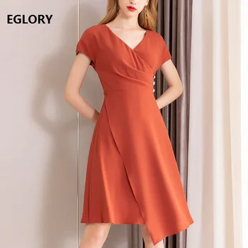 

European Style 2019 Summer Fashion Office Dress High Quality Women V-Neck Beading Button Large Swing Party Solid Dress Black OL