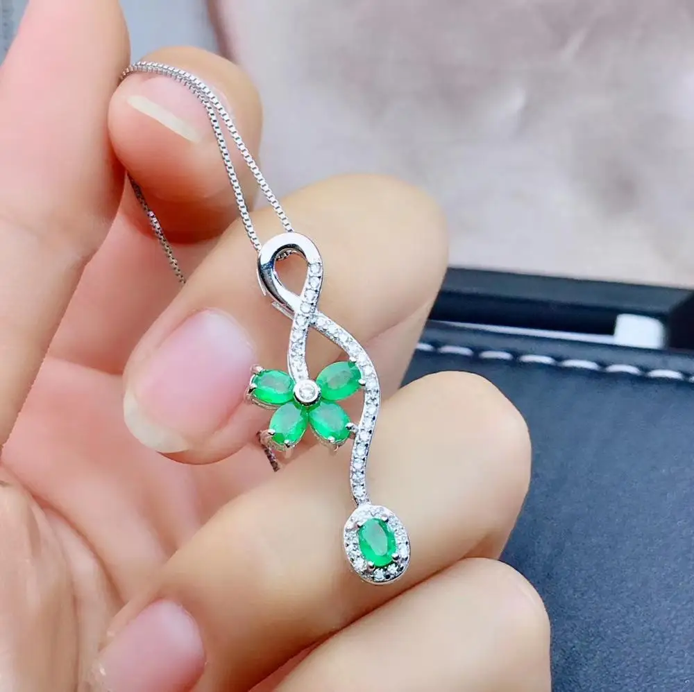  Pendentif en pierre naturelle verte émeraude collier pendentif en pierres précieuses naturelles S92