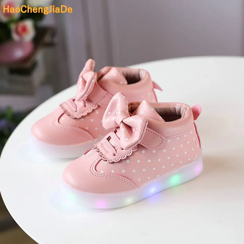 

2018 Spring Children Casual Shoes With Light Baby Sport Shoes Girls Running luminous Shoes for Princess Sneakers