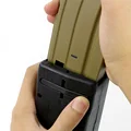 सामरिक Airsoft पेंटबॉल 1000 वीं बारूद प्लास्टिक बीबी स्पीड लोडर M4 हाथ पकड़ सैन्य अनुकूलक एक MP5 G5 पत्रिका पत्रिका क्लिप