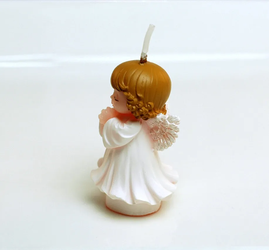 3306910613_834996672