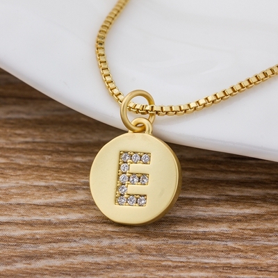 Sale Fashion Tiny Daint  Alphabet Pendants 26 Letters Necklace Gold Color for Women Girls Best Birthday Party Gift