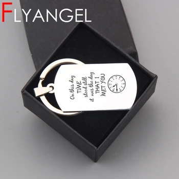 

New Design Keychain Engraved Time keyring On This Day Time Stood Still It I Met You Cute Car Key Tag Gifts For Lovers Couples