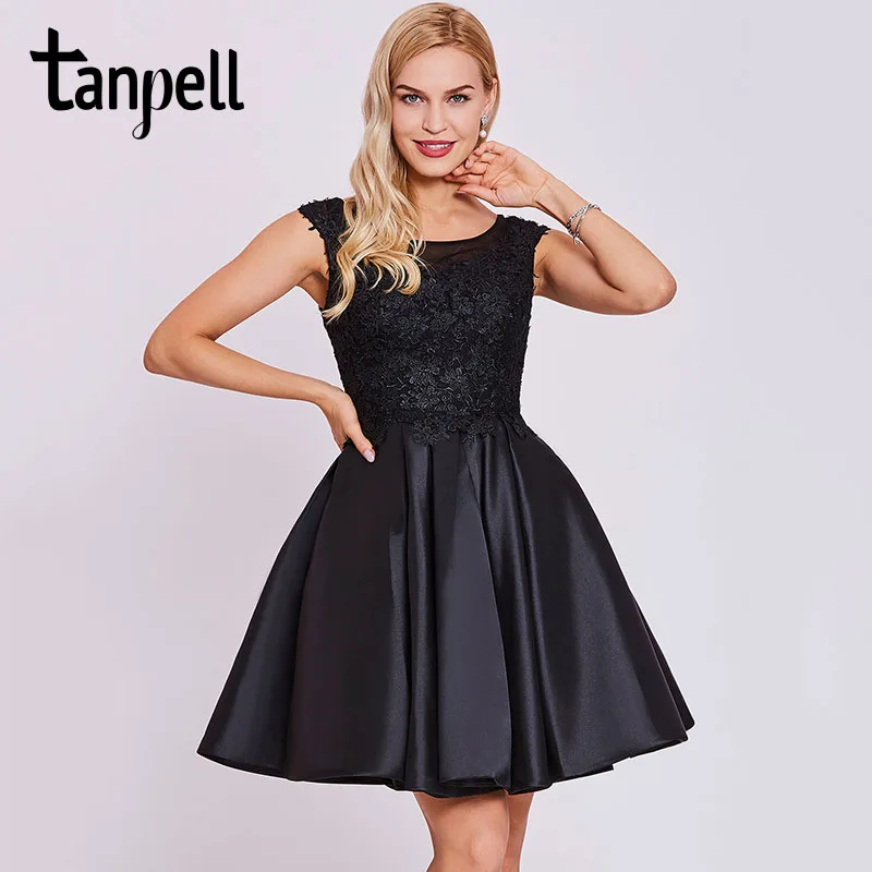 Короткое платье для встречи выпускников Tanpell черное трапеция выше колена с