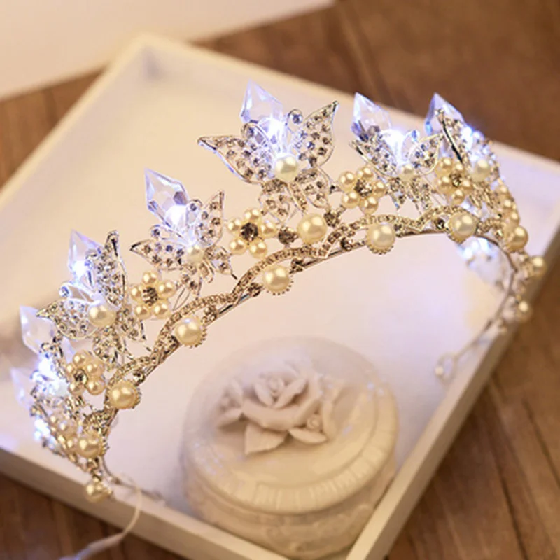 Свадебная тиара и корона, светодиодная корона принцессы, жемчужина; стразы; хрусталь, 18 день рождения, вечеринка, модное украшение для волос - Окраска металла: C White Light