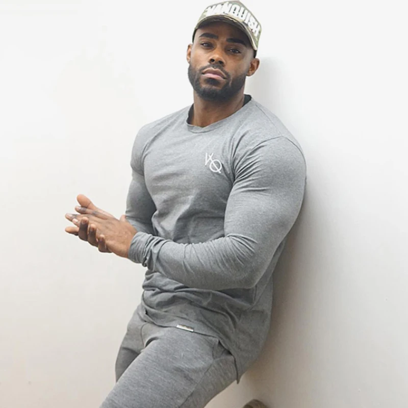 

Long Sleeve Shirt Running Gym Bodybuilding Fitness Men Cotton Solid Tee Autumn Winter Male Sportswear O-Neck Joggers Top T Shirt