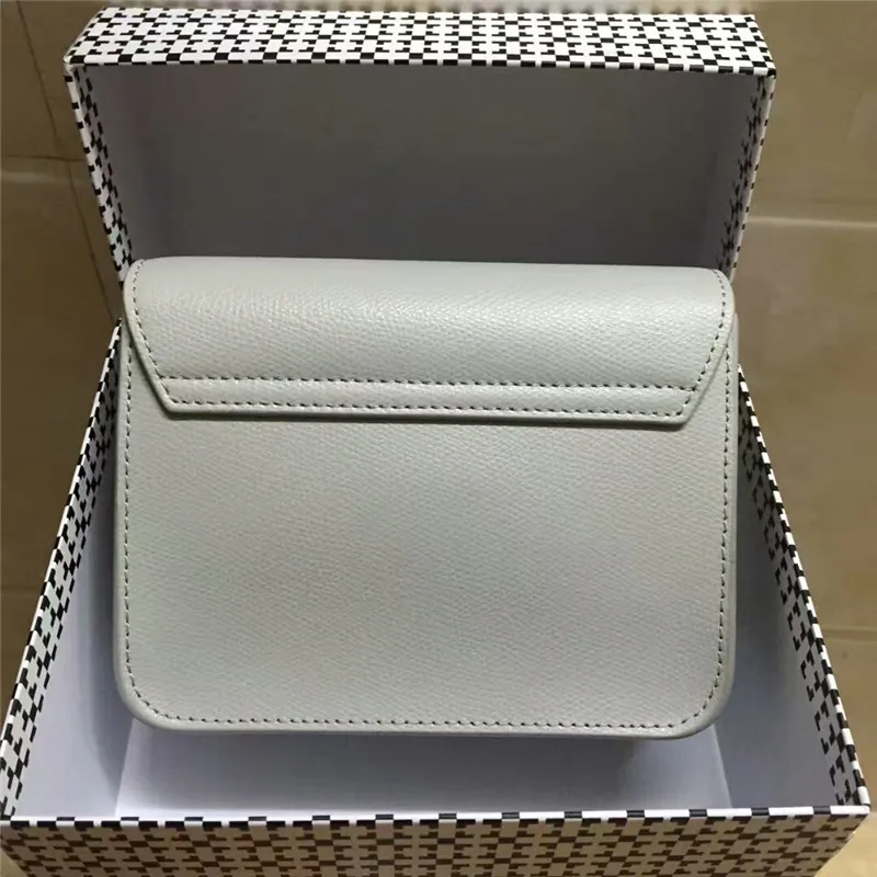 mmexport1520611295844