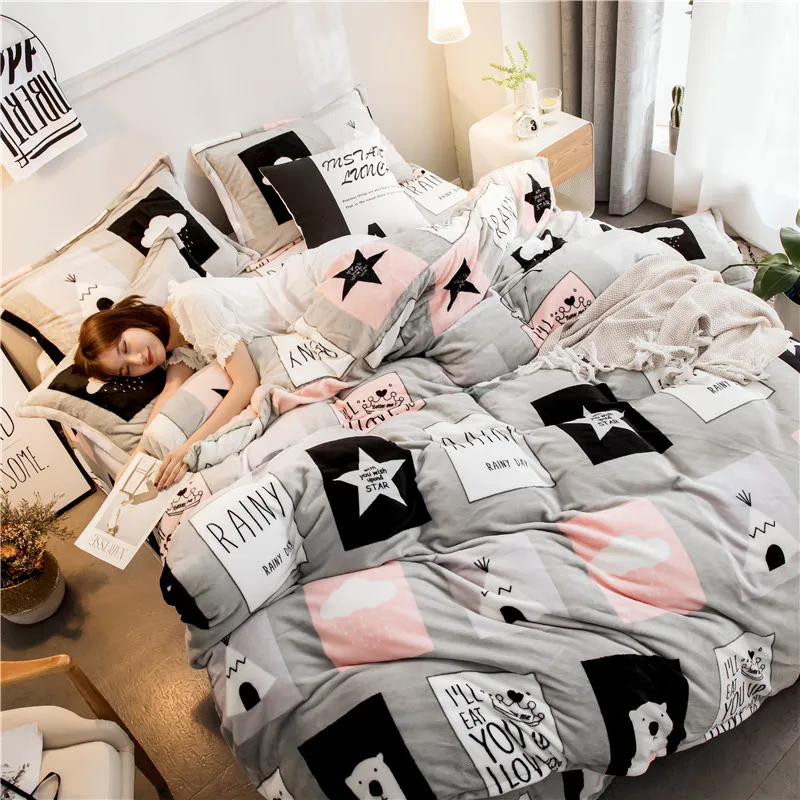 4pcs Fashion Scandinavian Warm Fluffy Flannel Fleece Winter Bear