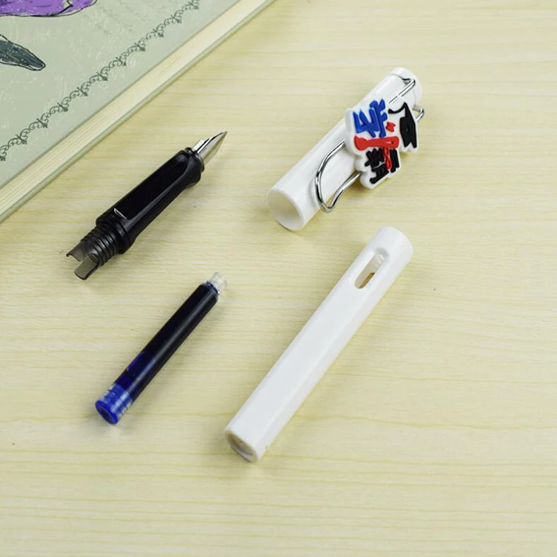 Перьевая ручка чернила Студенческая ручка каллиграфия офисные школьные письменные принадлежности Милая ручка Корея канцелярские принадлежности съемный чернильный пакет ручка 0,38 мм