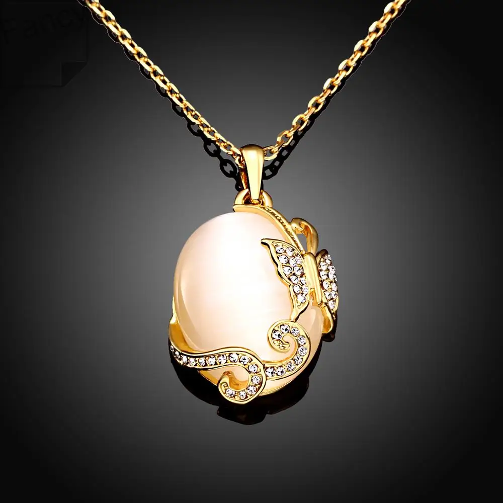 Trendy womens necklace Clearance