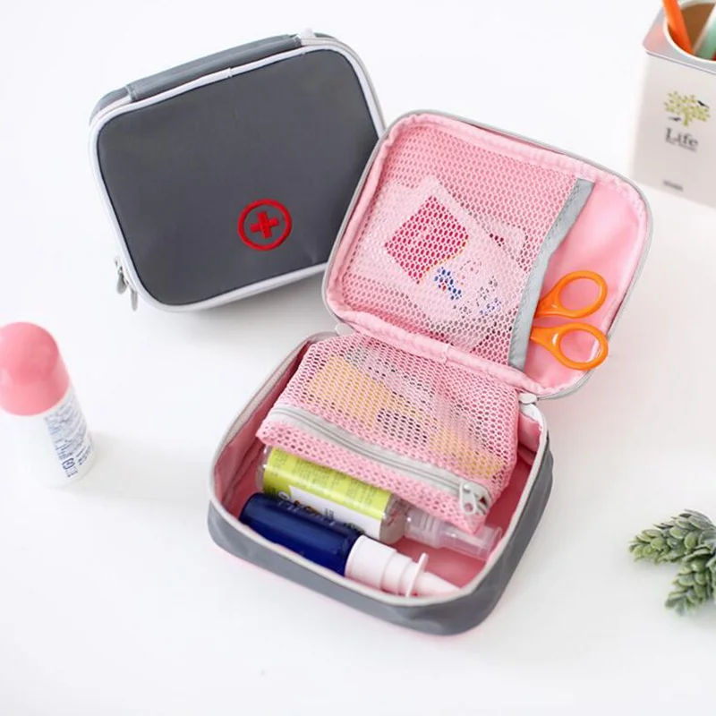 

Travel Function First Aid Kit Travel Accessories Heart Oxford Storage Distribution Medicine Package Packing Organizer