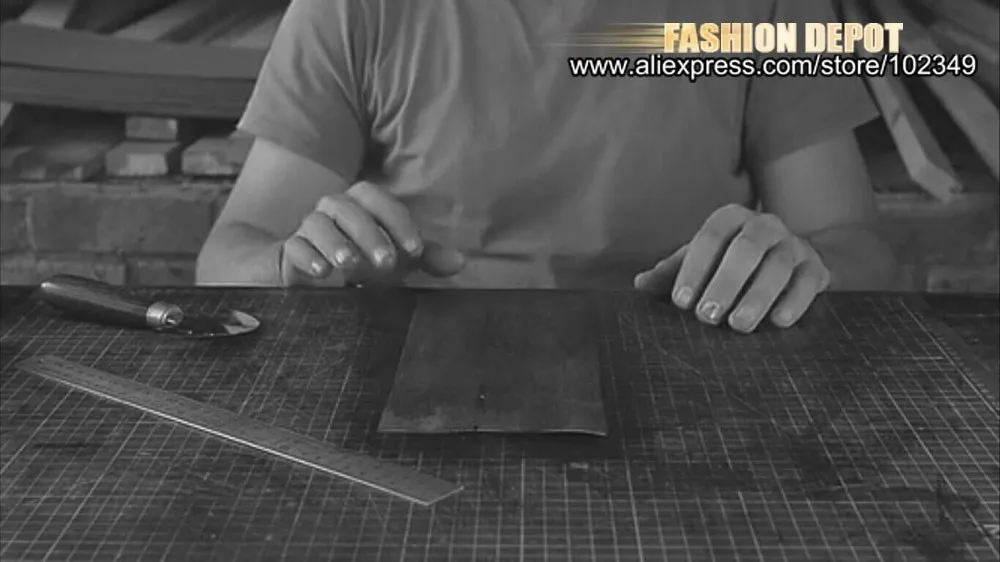 Credit card holder advertisement (2)