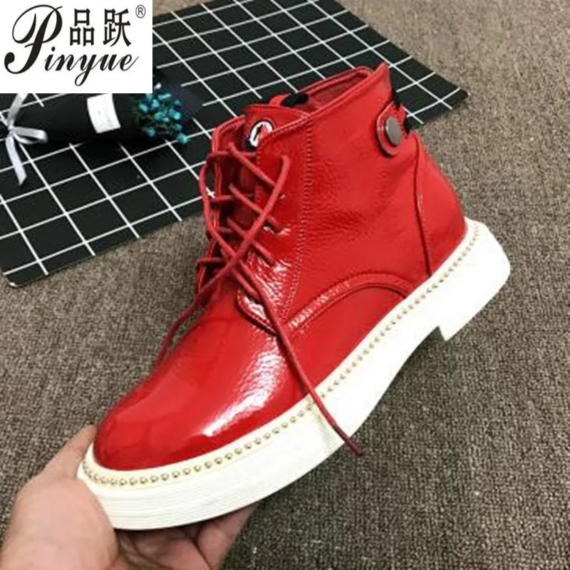 

2019 New Autumn Winter woman's Boots Locomotive Boots Floral new Red Fashion Leisure women Short Boots