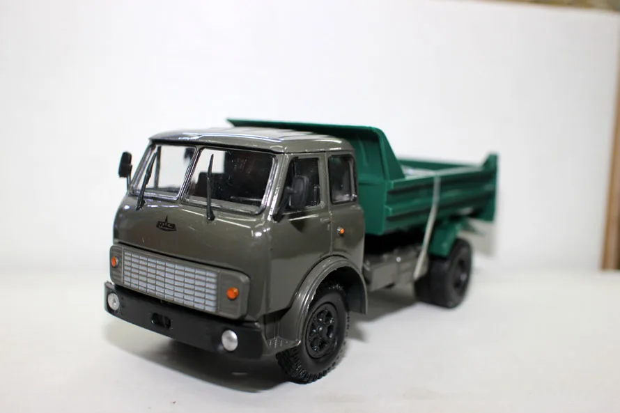 Оригинальная Русская модель 1:43 Винтажный Грузовик из сплава МАЗ грузовик для