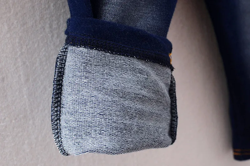 3859937606_254626750