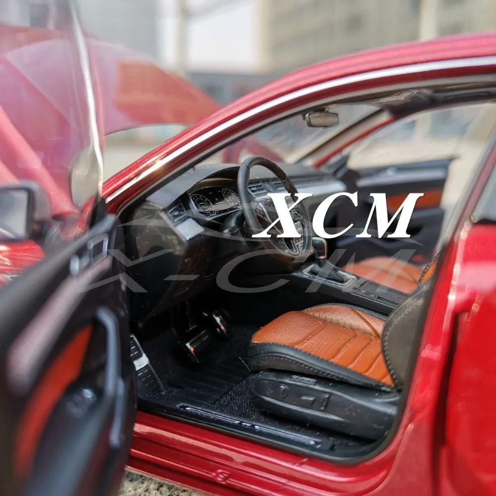 Литая под давлением модель автомобиля для Arteon следующего поколения C 1:18 (красный)