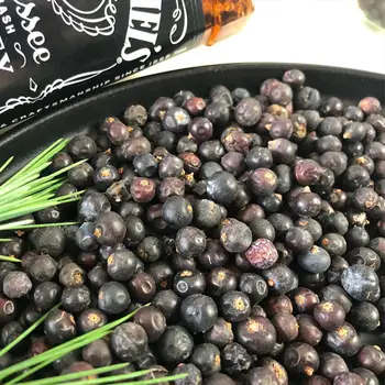 

50g/100g Juniper Berry Home brewing Gin Alcohol Golden Wine Brandy Essential Oil Pure Dew Seasoning Oak chips Bucket Accessories