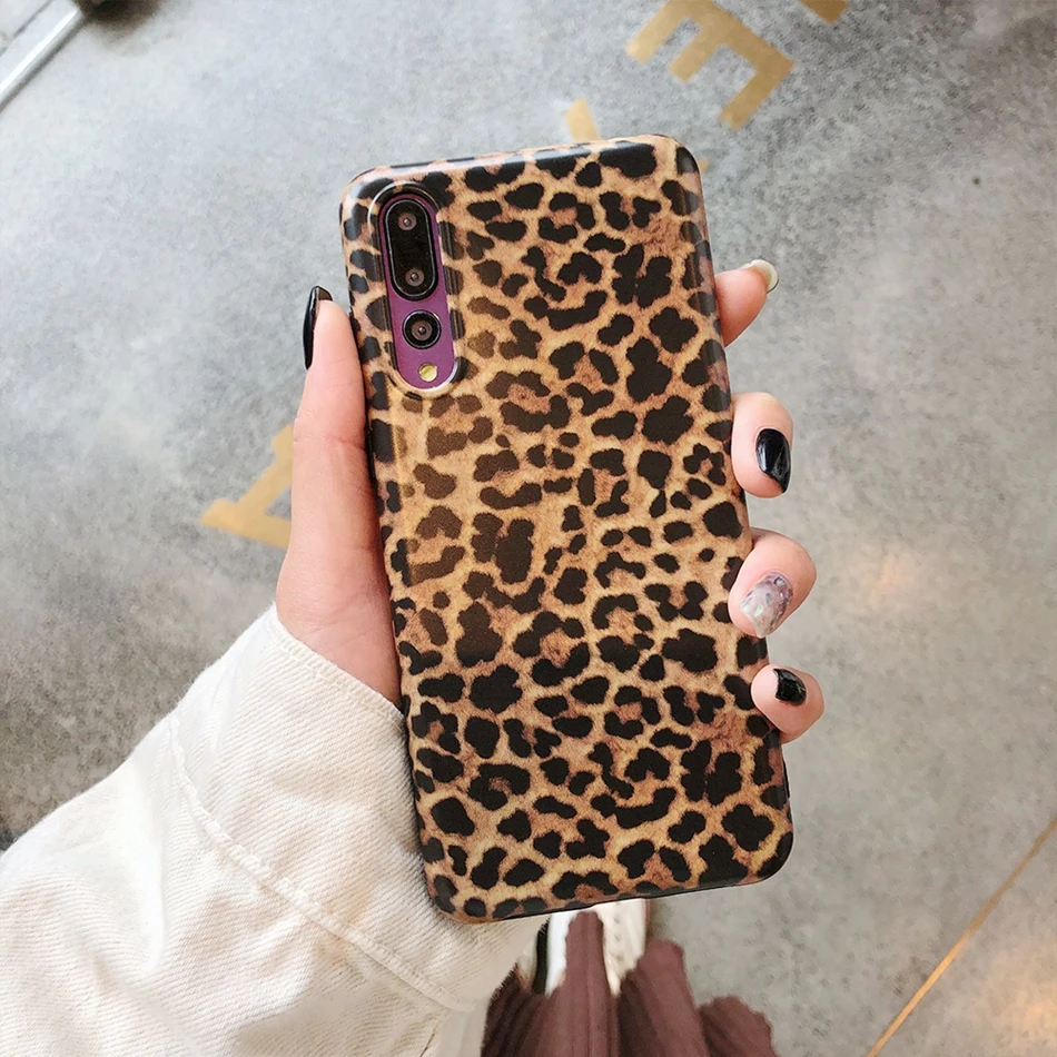 Leopard Case-09