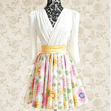 Осень, новое поступление, розовое кукольное стильное модное женское платье с рукавами-фонариками и цветочным принтом на талии