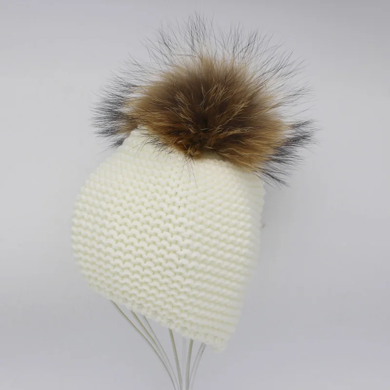 Модные вязаные детские шляпы для мальчиков, зимние уличные защитные шапочки для ушей, шапки с помпонами, шапка из натурального меха для детей - Цвет: White