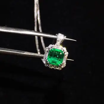 

Fine Jewelry Real 18K Gold AU750 100% Natural 1.11ct Vivid Emerald Gemstone Female Pendants for Women Fine Necklace