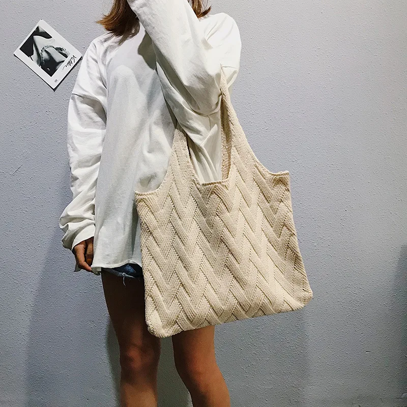 

Fashion cute ladies shoulder bag 2018 autumn and winter wool knitted handbags wild beach weave diagonal package
