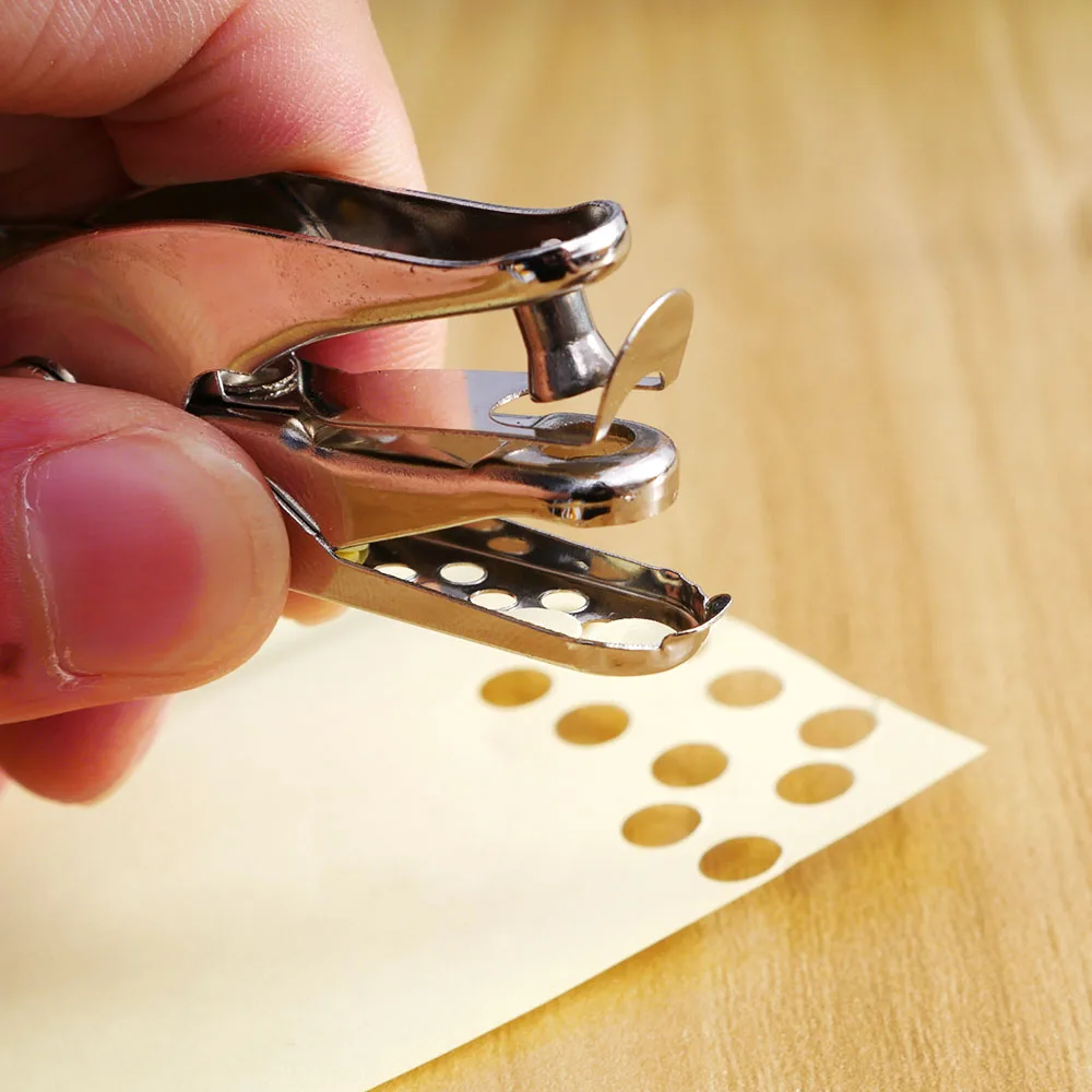 Дырокол для бумаги 9670. Дырокол на одно отверстие 3 мм. Дырокол 10 мм отверстие. Дырокол с одной дыркой для бумаги. Дырокол на одно отверстие для бумаги 2 мм 3мм.