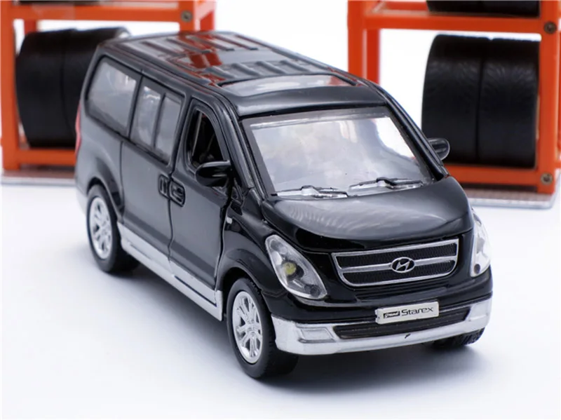 1/38 hyundai Starex Diecasts модель игрушечных автомобилей Литье металла сплава Ван игрушки автомобиль для детей