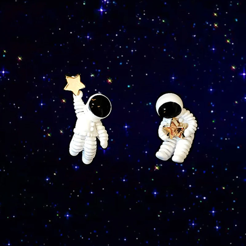 New Korean Cute Asymmetric Pentagram Space Astronauts Clip on Earrings No Pierced for Women Girl Fashion Ladies White Ear Clips ear clip earrings clip earrings ear clip ear accessories