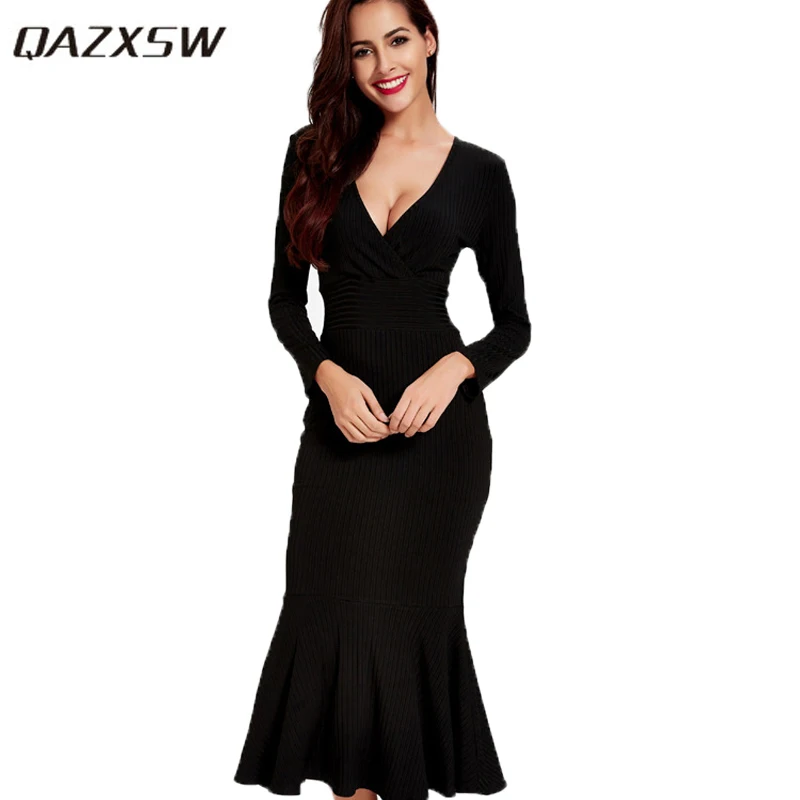 QAZXSW 2019 Spring Autumn Women Solid Knitted Sweater Dress V Neck Dress Black Empire Vestido