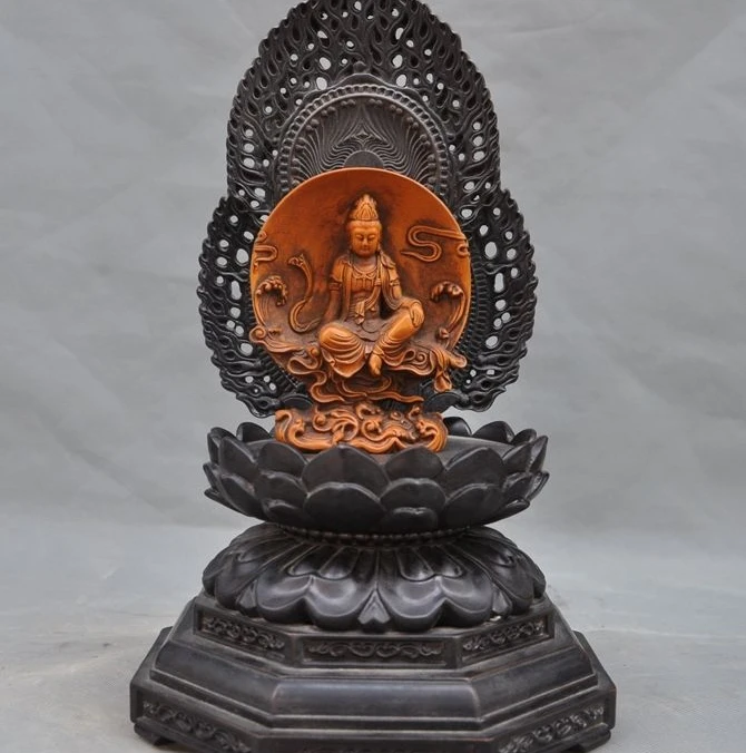 

Old ChinA Buddhism Rosewood Boxwood Hand-Carved Guanyin Kwan-yin Quan yin Statue