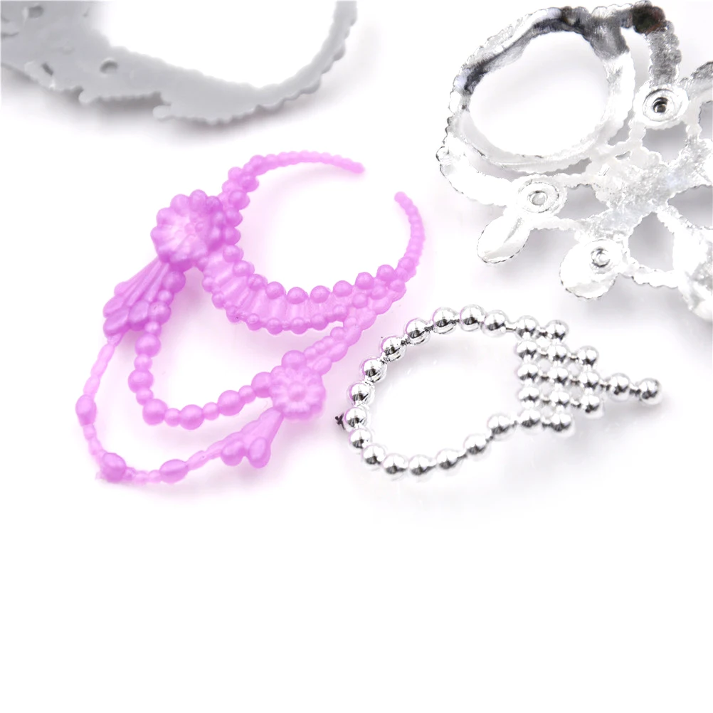 6Pcs/Set Fashion Plastic Chain Necklace For Doll Party Accessories SL