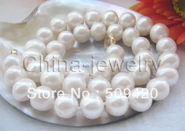 

Free Shipping >>Beautiful 18" 12-14mm white round freshwater pearl necklace - GP clasp
