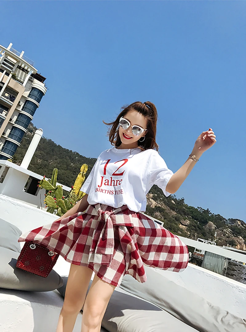 Korean (32)