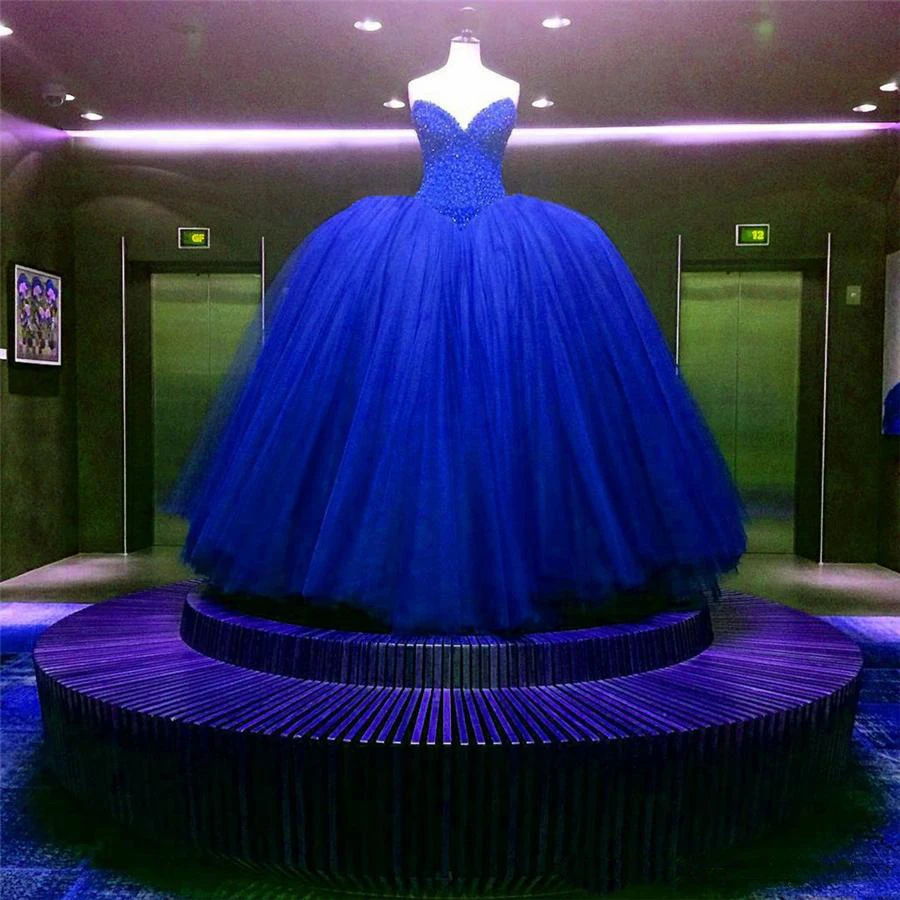 

Luxury Crystal Beaded Quinceanera Dresses Ball Gown 2019 Off The Shoulder Tulle Sweet 16 Dress Floor Length vestidos de 15 anos