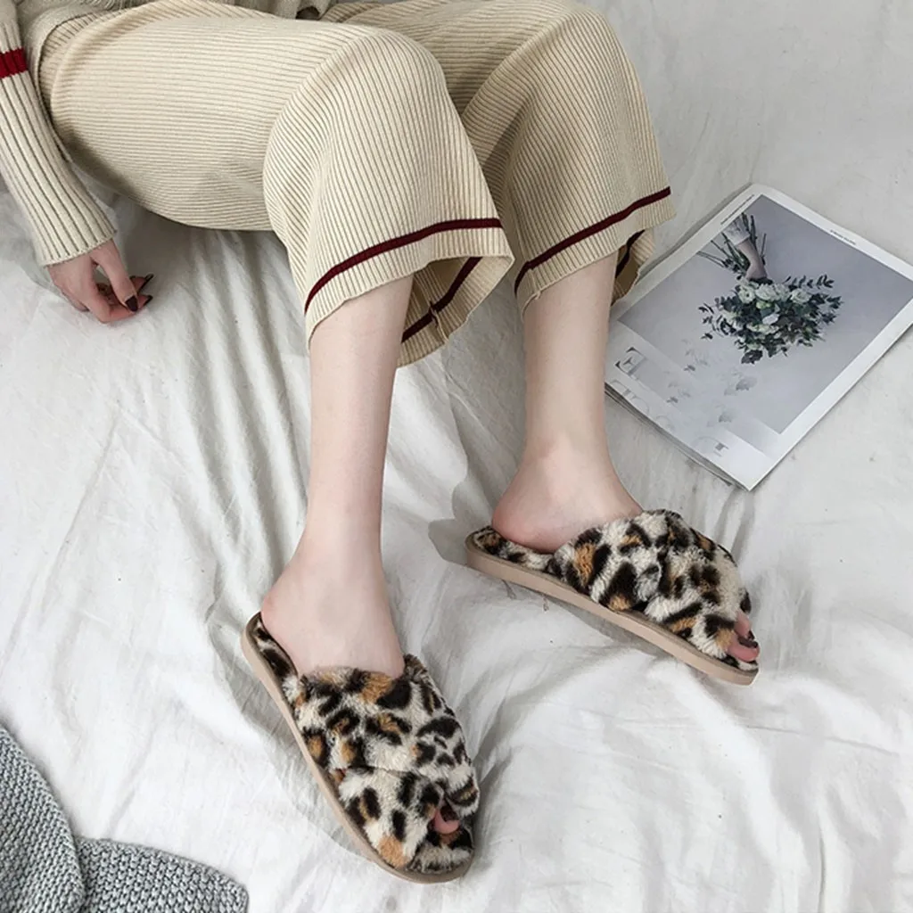 Г. Зимние женские теплые мягкие плюшевые тапочки с леопардовым принтом Нескользящие домашние тапочки для спальни женские тапочки для спальни женская обувь