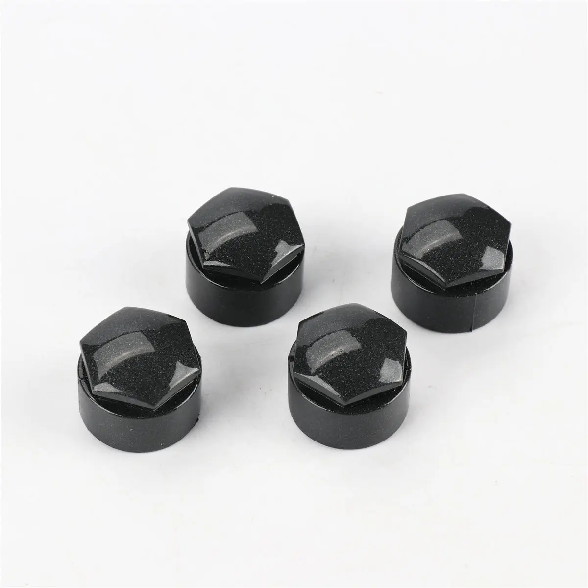 New 4pcs Wheel Lug Bolt Nut Cover Cap for Audi A3 S3 A4 Avant Q7 R8 2016 2017 4M0 601 173in