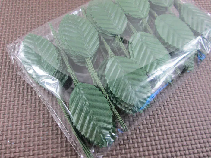 100 листья маленькая ткань цветные листья искусственные декоративные листья 4,5*6 см - Цвет: as pic