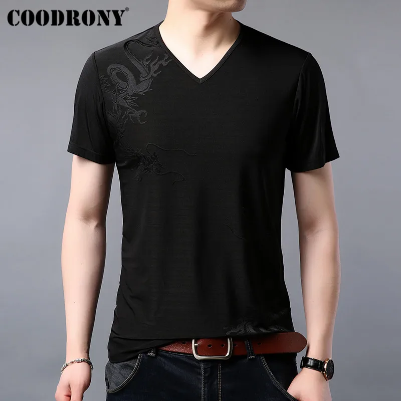 

COODRONY T Shirt Men Summer Cool Short Sleeve Tee Shirt Homme Streetwear Fashion Pattern Design Casual V-Neck T-Shirt Men S95070