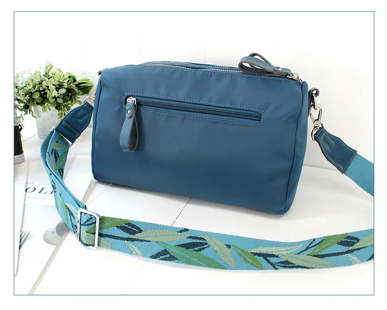 women messenger bag (17)
