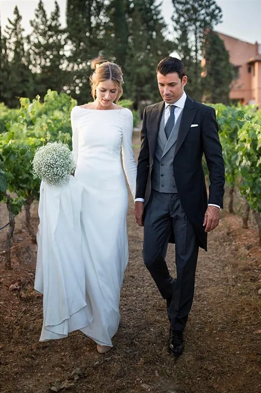 2018-simple-beach-country-wedding-dresses-long-sleeves-sexy-backless-bridal-gowns-floor-length-custom-made_