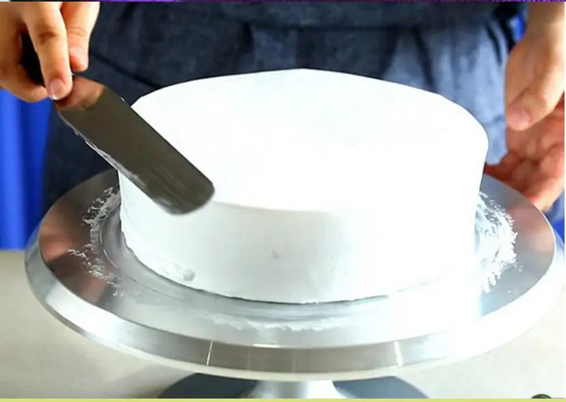 Приборы для торта. Инструменты для выравнивания торта. Приспособление для выравнивания торта. Выравниватель крема для торта. Приборы для приготовления торта.