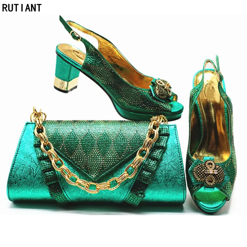 Nieuwe Dames Schoenen en Tas Set voor Bruiloft Partij Sandalias Rasteiras Femininas 2019 Italiaanse Schoen en Tas Set voor Party in Vrouwen Nieuwe Dames Schoenen en Tas Set voor Bruiloft Partij Sandalias Rasteiras Femininas 2019 Italiaanse Schoen en Tas Set voor Party in Vrouwen