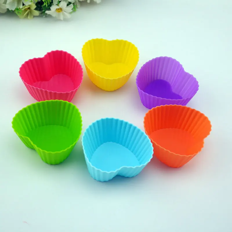 AMW 12pcs Heart Silicone Muffin Cupcake Mold Cup Cake Liners Muffin Cases Bakery Accessories