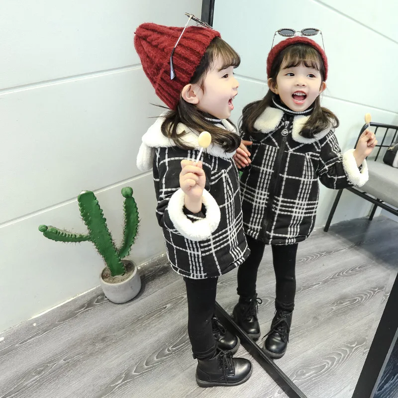 http://cbu01.alicdn.com/img/ibank/2018/189/122/9418221981_107806272.jpg